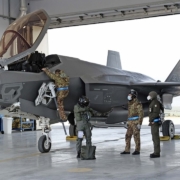 F35 atterra a Ghedi